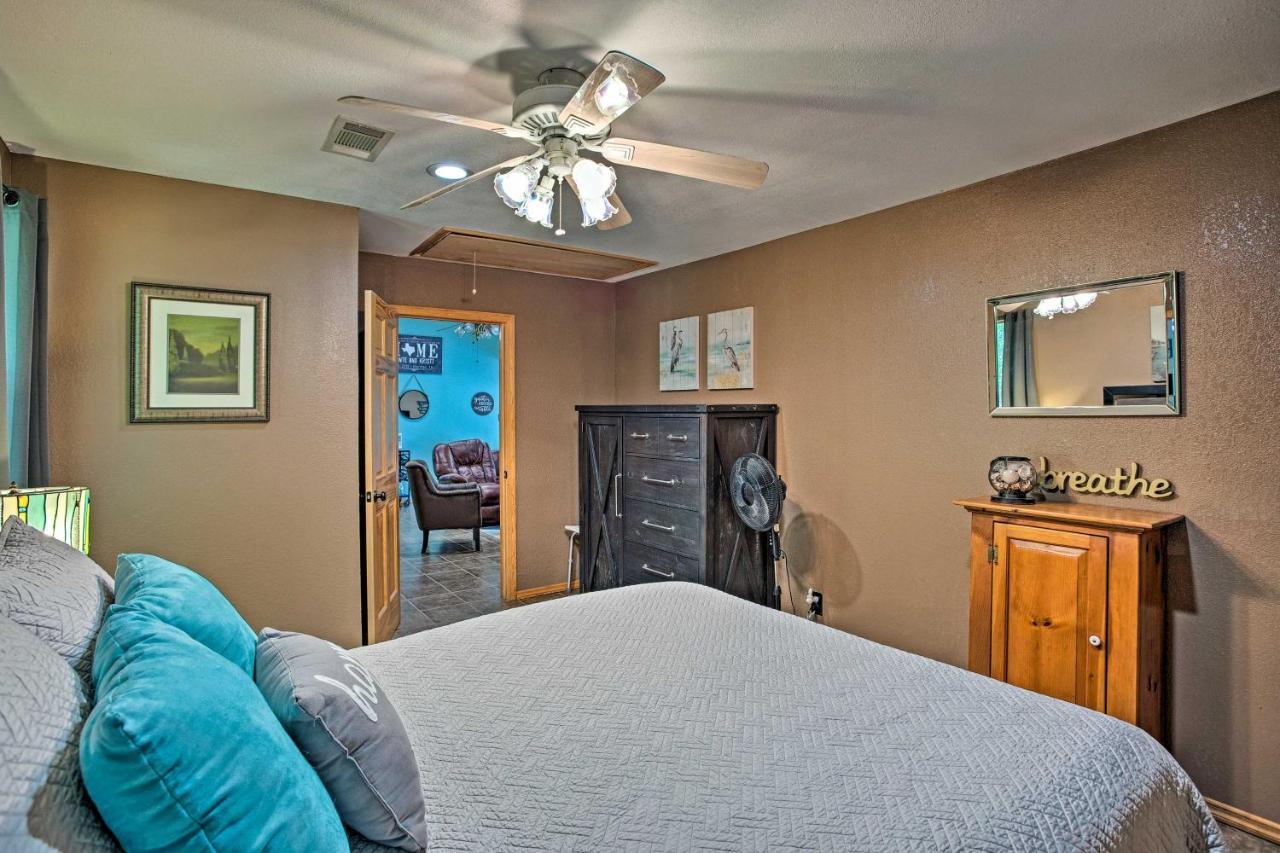 Lake Texoma Cabin - 1 Mi To Park And Boat Ramp! Willow Spring Exteriör bild